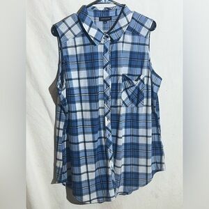 Sleeveless Button Down 1X